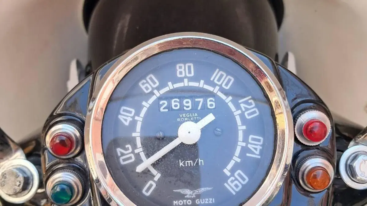 Moto Guzzi   (9)