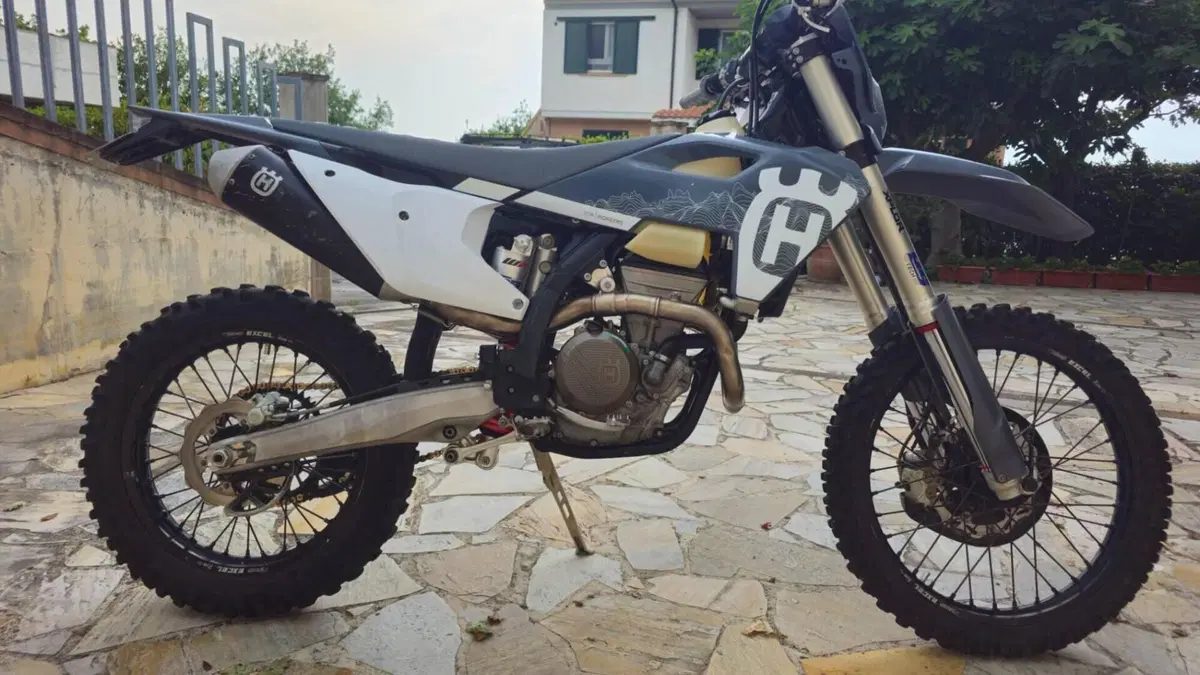 Husqvarna FE 350 Pro (2024)  (3)