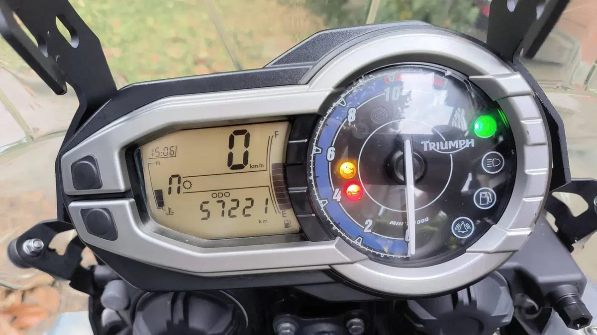 Triumph Tiger 800 ABS (2010 - 14)  (7)