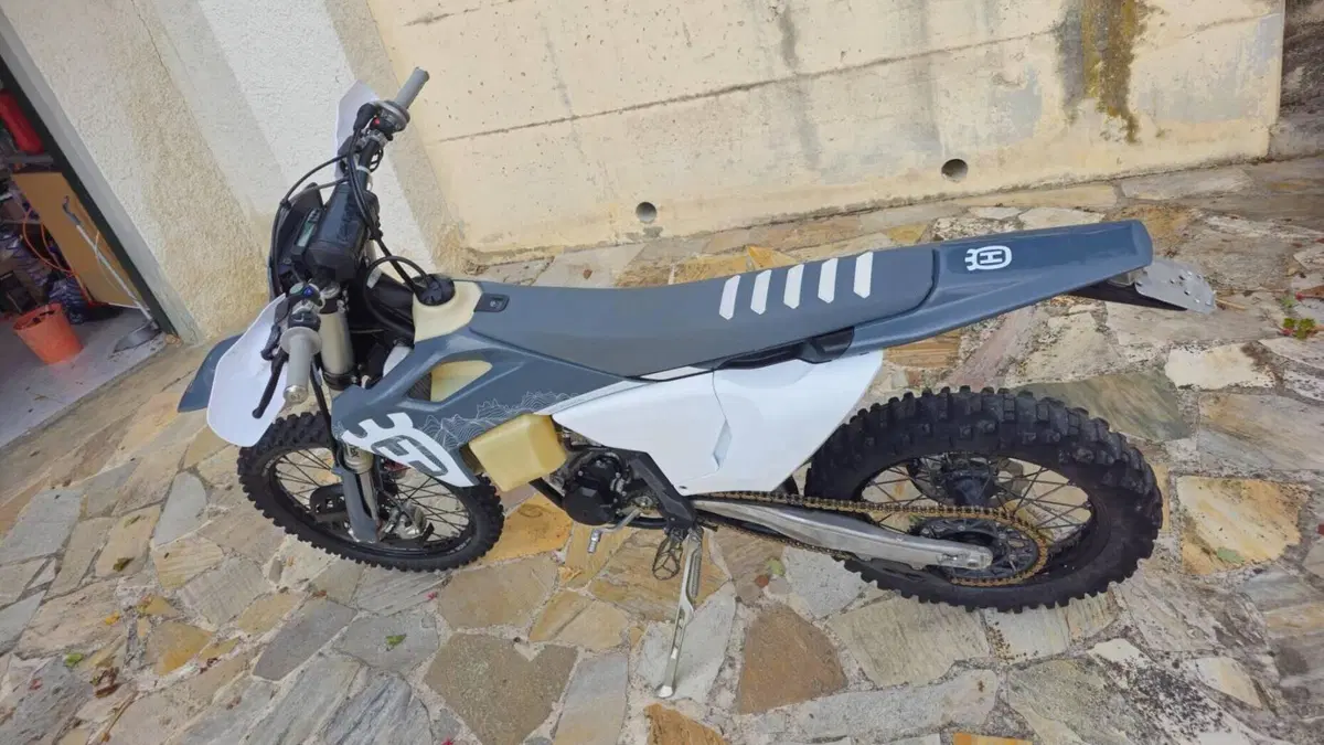 Husqvarna FE 350 Pro (2024)  (17)