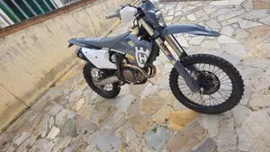 Husqvarna FE 350 Pro (2024)  (18)
