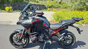 Ducati Multistrada V4 S Grand Tour (2024)  (6)