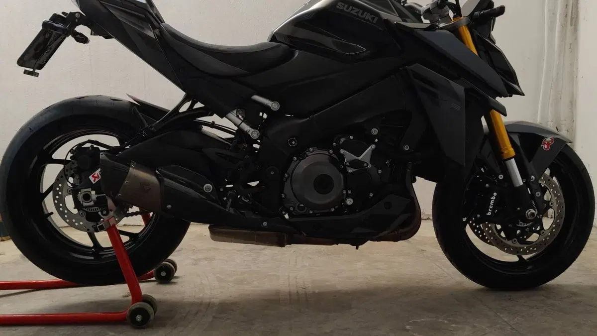 Suzuki GSX-S1000 EVO (2025 - 26)  (3)