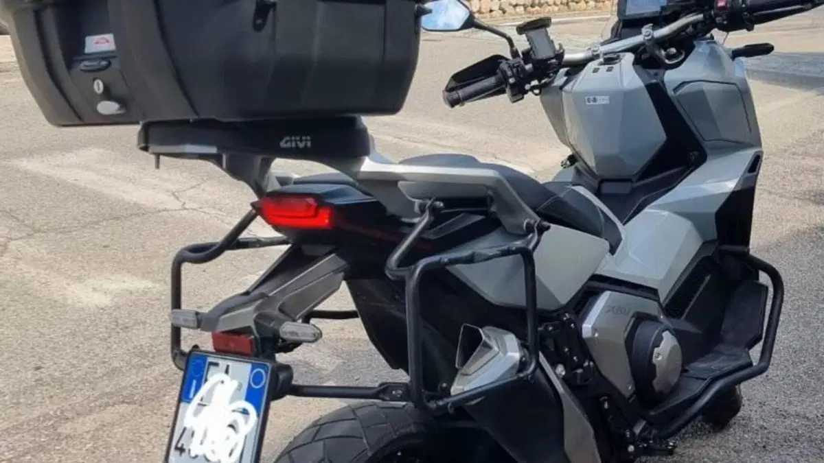Honda X-ADV 750 DCT Gravel (2021 - 24)  (3)