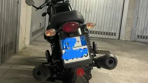 Moto Guzzi V7 III Stone (2017 - 20)  (11)