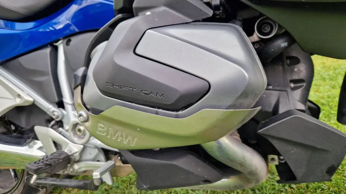 Bmw R 1250 RT (2021 - 25)  (3)