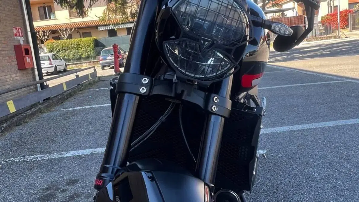 Triumph Trident 660 (2021 - 24)  (11)