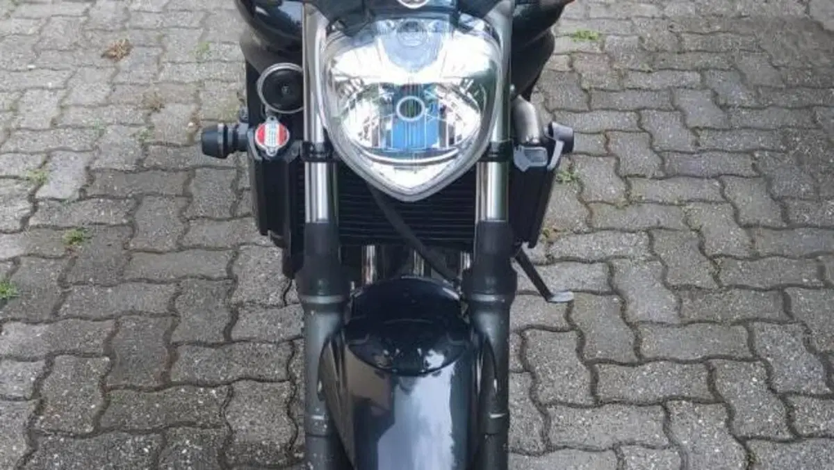 Yamaha FZ6 (2004 - 07)  (2)
