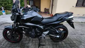 Yamaha FZ6 (2004 - 07)  (3)
