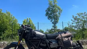 Ducati Scrambler 800 Night Shift (2021 - 22)  (3)