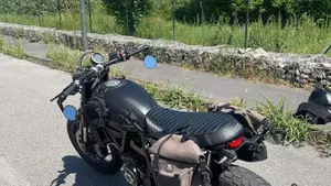 Ducati Scrambler 800 Night Shift (2021 - 22)  (5)