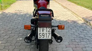Kawasaki   (6)