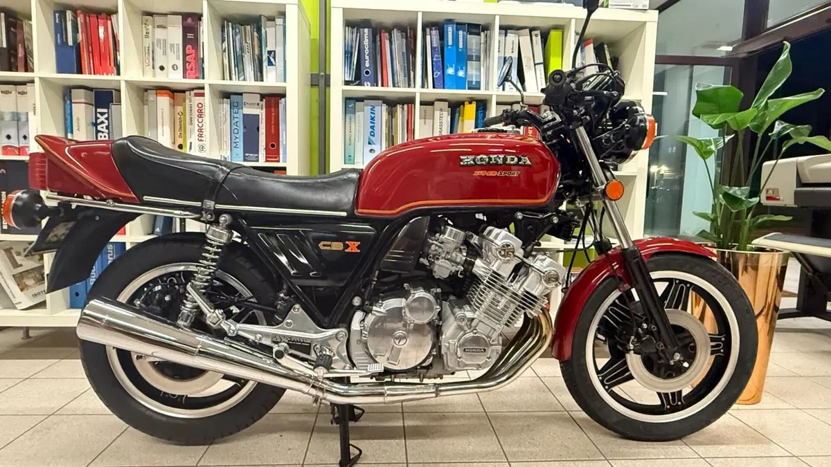 Honda   (2)