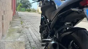 Ducati Monster 600 Dark (1998 - 01)  (6)