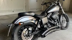 Harley-Davidson 1690 Street Bob Special (2015 - 16) - FXDB 