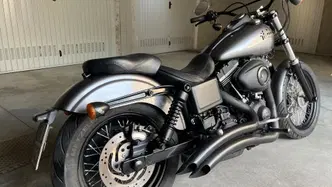 Harley-Davidson 1690 Street Bob Special (2015 - 16) - FXDB