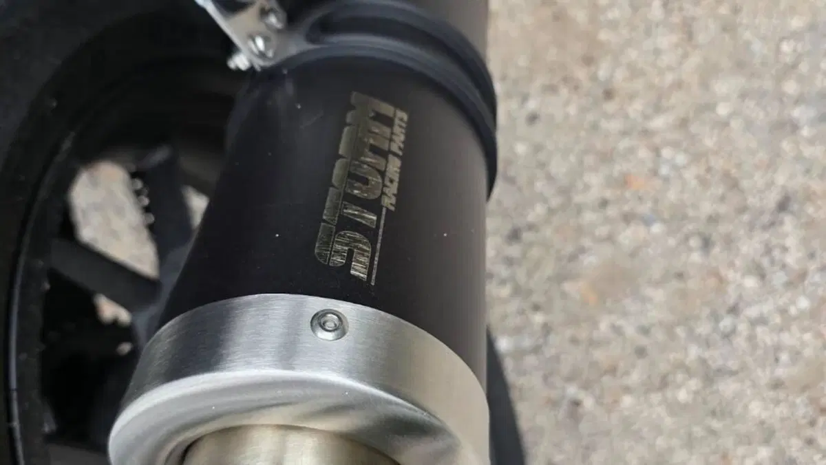 Honda CB 750 Hornet (2023 - 24)  (4)