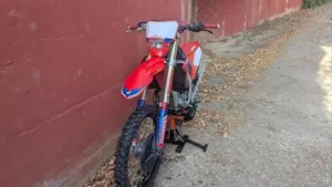 Honda CRF 300RX Enduro (2023)  (2)