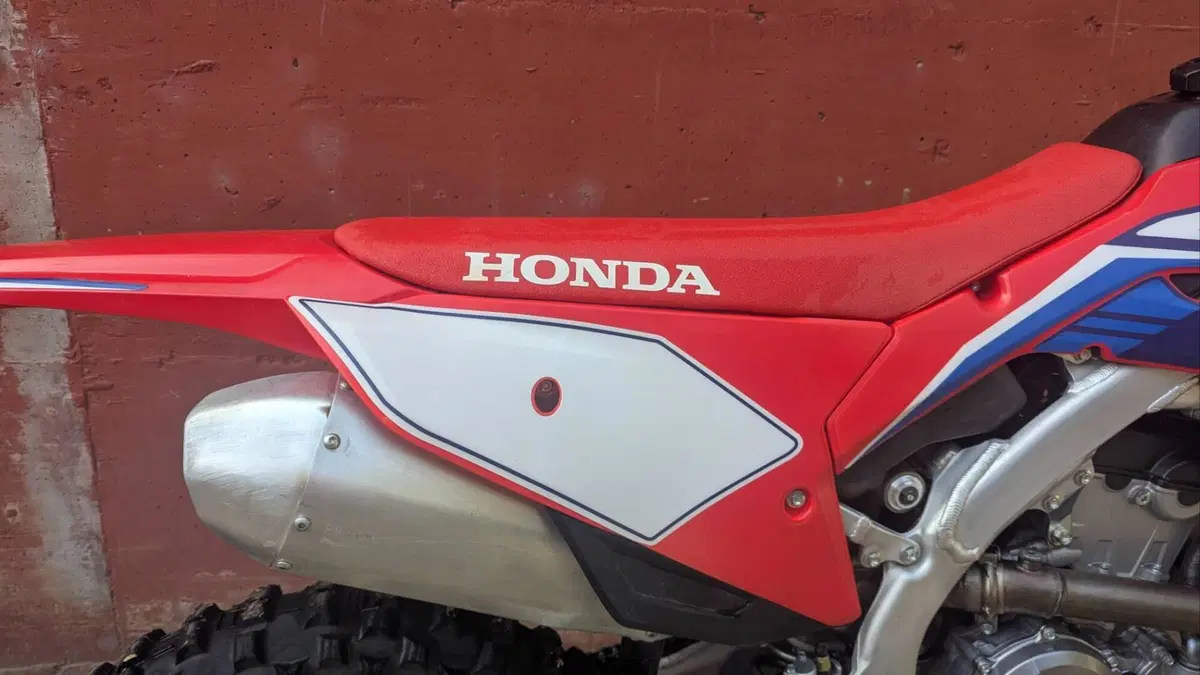 Honda CRF 300RX Enduro (2023)  (9)