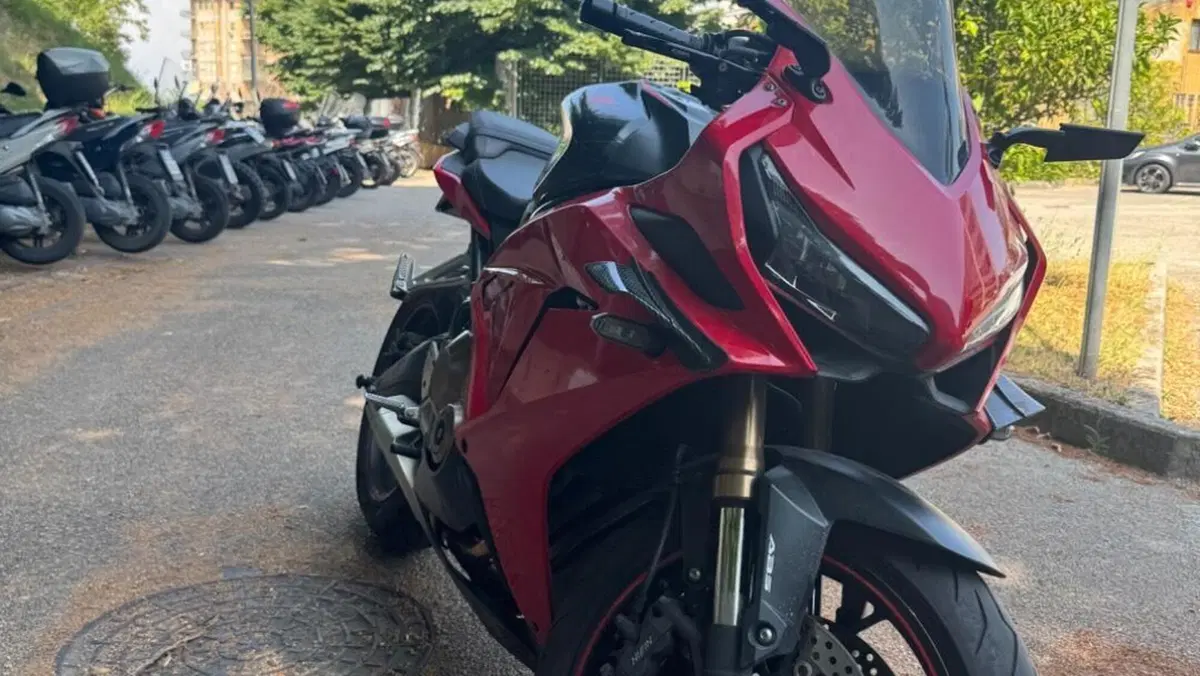 Honda CBR 650 R (2019 - 20)  (5)