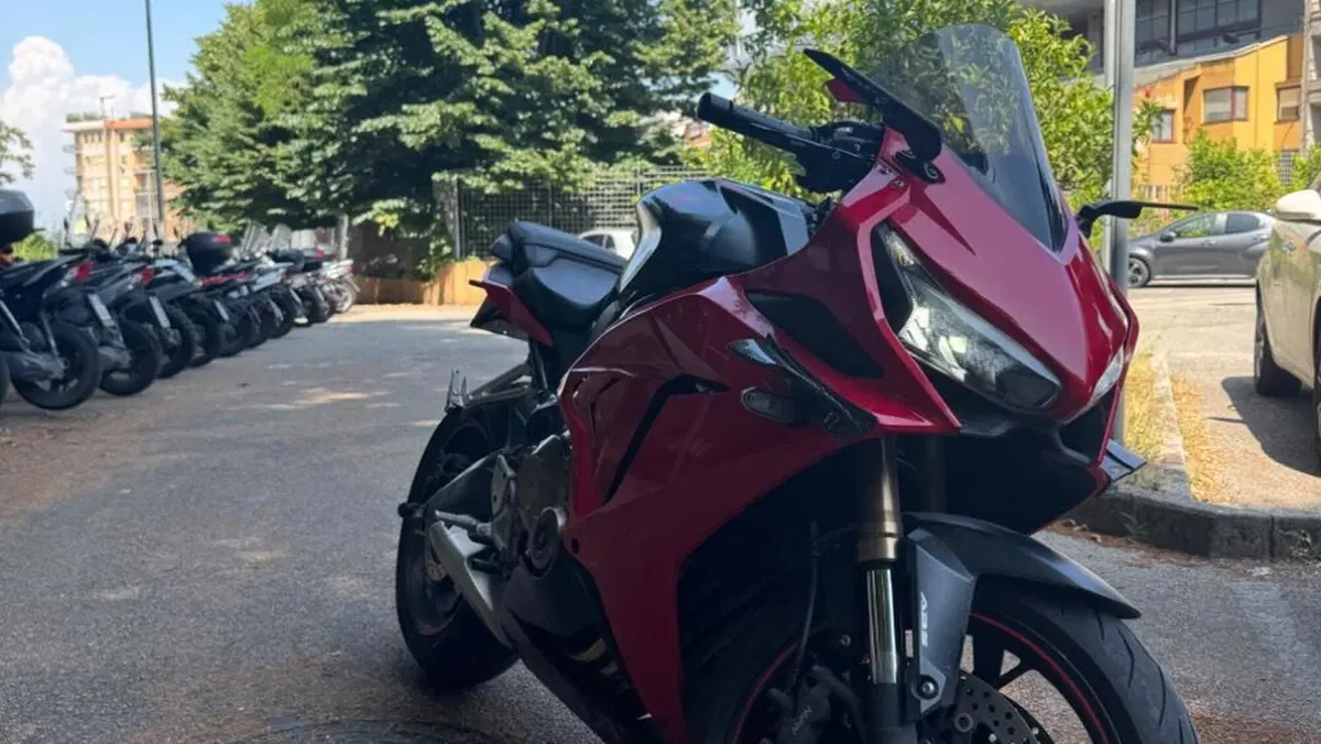 Honda CBR 650 R (2019 - 20)  (6)