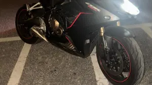 Honda CBR 650 R (2019 - 20)  (9)
