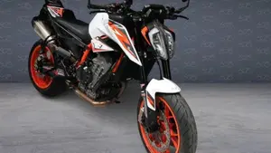 KTM 890 Duke R (2020)  (3)