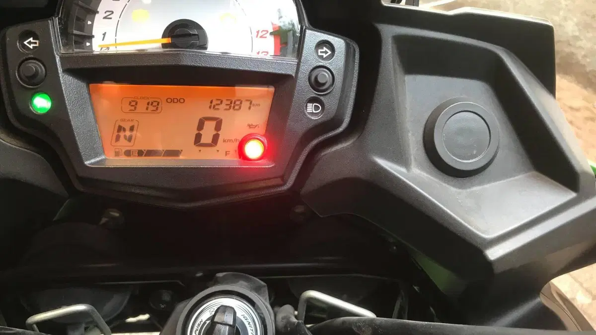 Kawasaki Versys 650 Grand Tourer (2017 - 20)  (4)