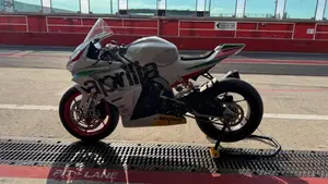 Aprilia RS 660 (2020 - 24)  (2)