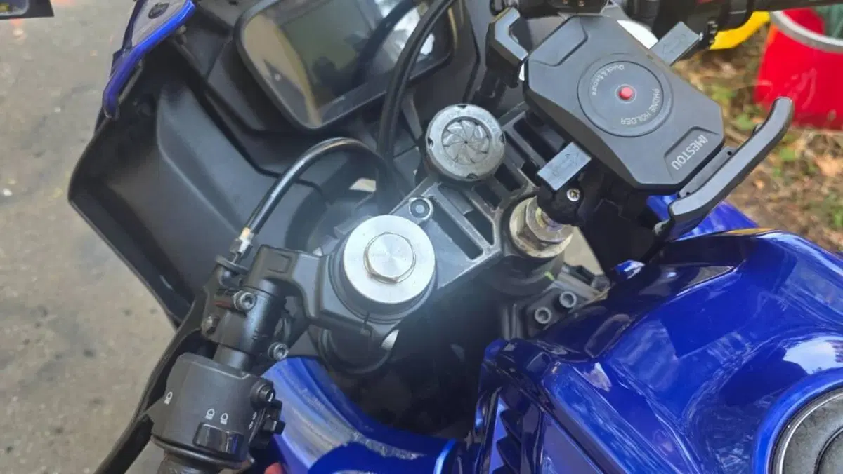 Yamaha YZF R125 (2023 - 26)  (8)