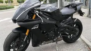 Yamaha YZF R1 (2017 - 19)  (4)