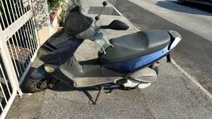 Aprilia Leonardo 250 ST (2001 - 04)  (3)