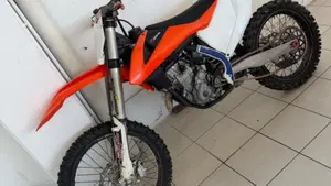KTM 350 SX-F (2016) 