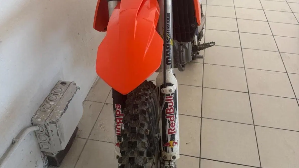KTM 350 SX-F (2016)  (2)