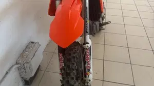 KTM 350 SX-F (2016)  (2)