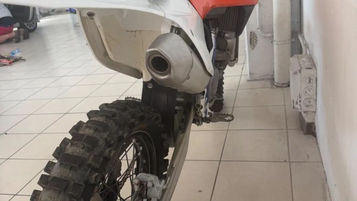 KTM 350 SX-F (2016)  (4)