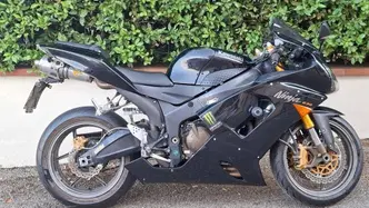 Kawasaki Ninja 636 ZX-6R (2005 - 06) usata