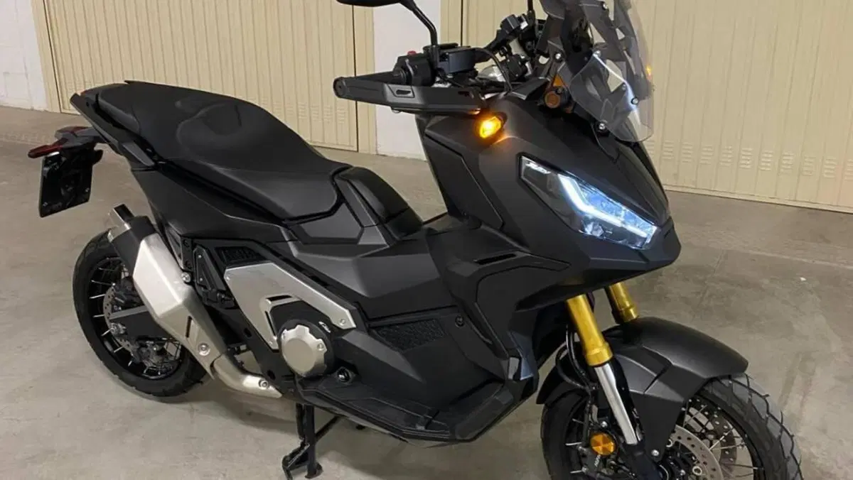 Honda X-ADV 750 DCT (2021 - 24)  (2)