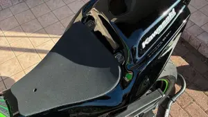 Kawasaki Ninja 400 (2023)  (3)
