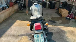 Kawasaki KLR 250  (5)