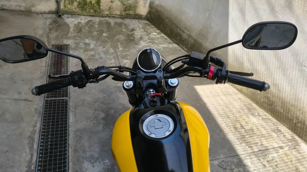 Yamaha XSR 125 (2021 - 24)  (5)