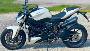 Ducati Streetfighter (2009 - 12)  (6)