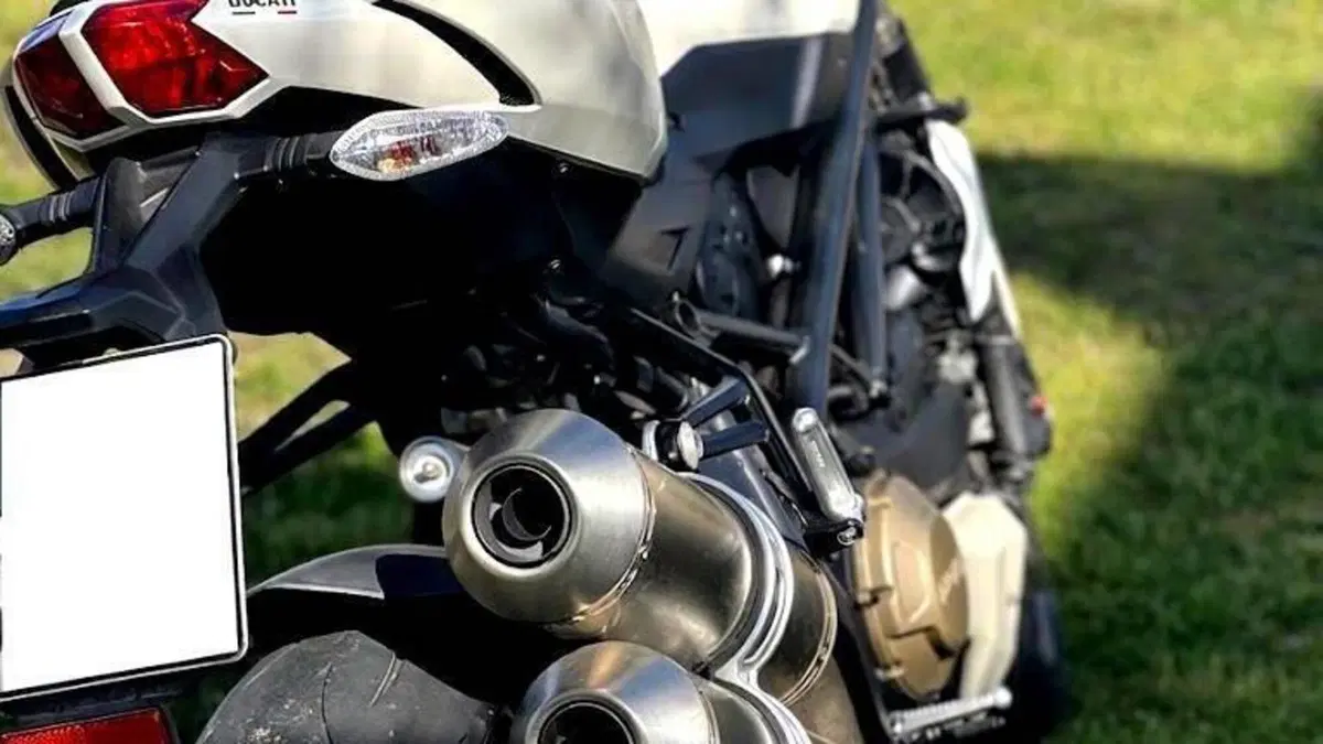 Ducati Streetfighter (2009 - 12)  (7)