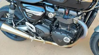 Triumph Speed Twin 1200 (2021 - 24) usata