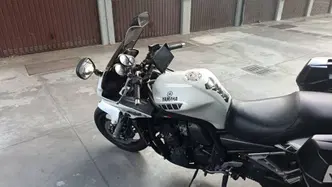 Yamaha FZS 1000 Fazer