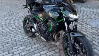Kawasaki Z 650 Sport (2021 - 24) usata