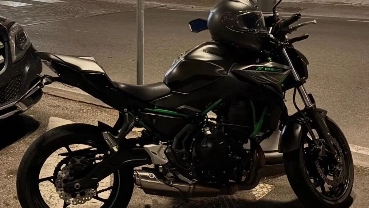 Kawasaki Z 650 Sport (2021 - 24)  (2)