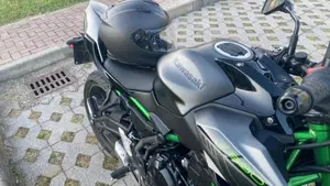 Kawasaki Z 650 Sport (2021 - 24)  (4)