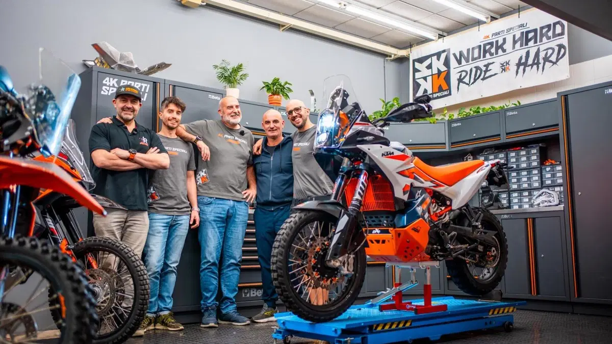 KTM 890 Adventure R (2023 - 24)  (15)