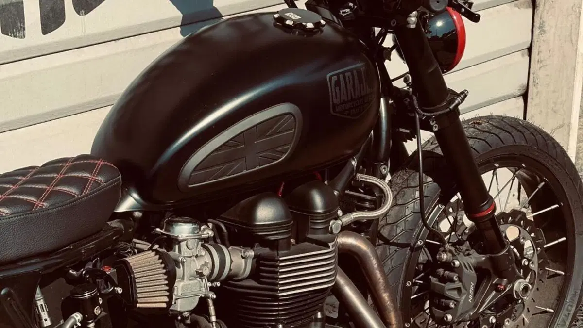 Triumph Bonneville T100 (2001 - 07)  (4)